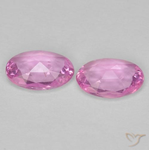 Pedras preciosas de Safira Roxo Intenso natural de 0.76 ct, oval, VS