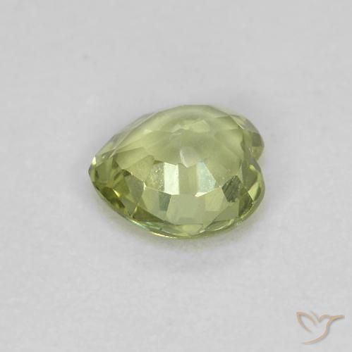 Safira Verde Limão Pálido Natural 0.39ct, Coração, VS