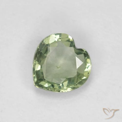 Safira Verde Sábio Claro Natural 0.40ct, Formato de coração, VS