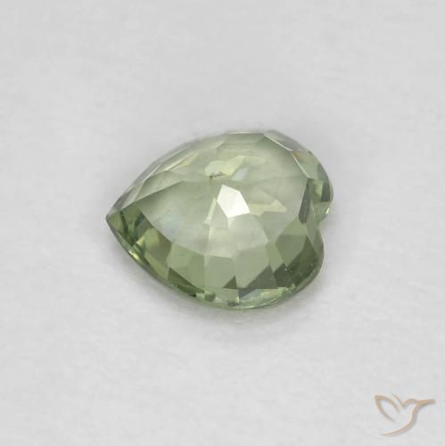 Safira Verde Sábio Claro Natural 0.40ct, Formato de coração, VS
