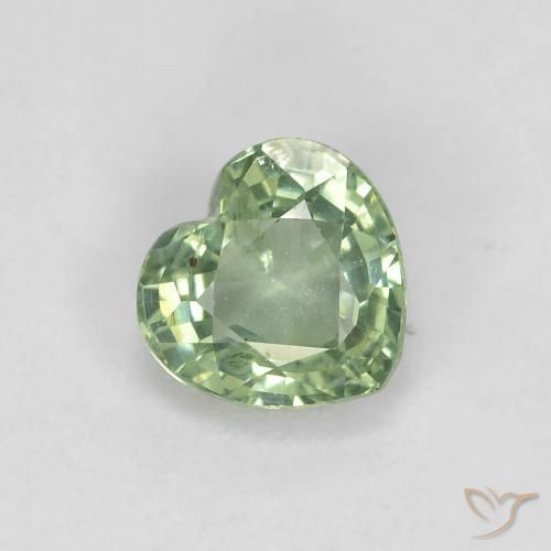0.48ct Natural Verde Sábio Claro Safira, Coração, VS