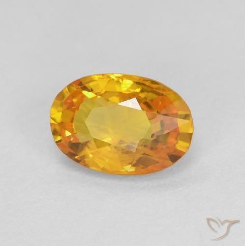 Safira Laranja-dourado médio Natural 0.70ct, oval, VS