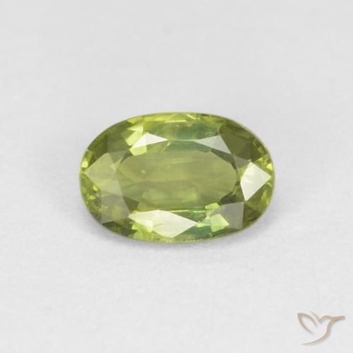 0.57ct Natural Verde oliva Safira, oval, VS