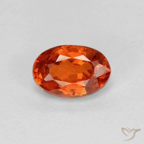 0.74ct Natural vermelho intenso Safira, oval, VVS-VS