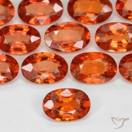 0.52ct Natural Laranja Médio Safira, oval, VS
