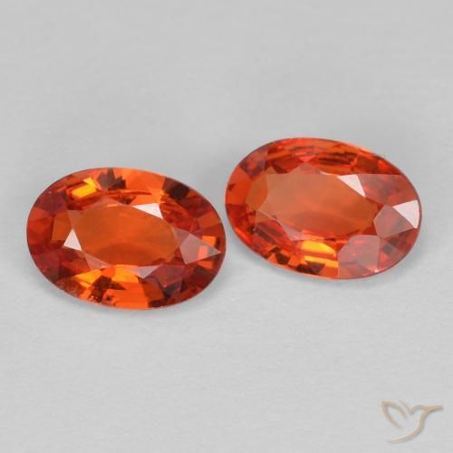Pedras preciosas de Safira Fogo vermelho natural de 0.91 ct, oval, VVS