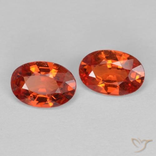 Pedras preciosas de Safira vermelho médio natural de 0.88 ct, oval, VVS