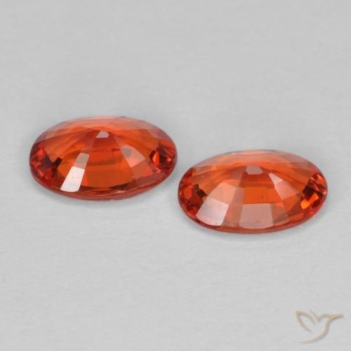Pedras preciosas de Safira vermelho médio natural de 0.88 ct, oval, VVS
