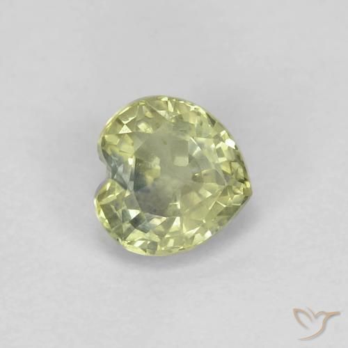 0.57ct Natural Verde Limão Pálido Safira, Coração, VS