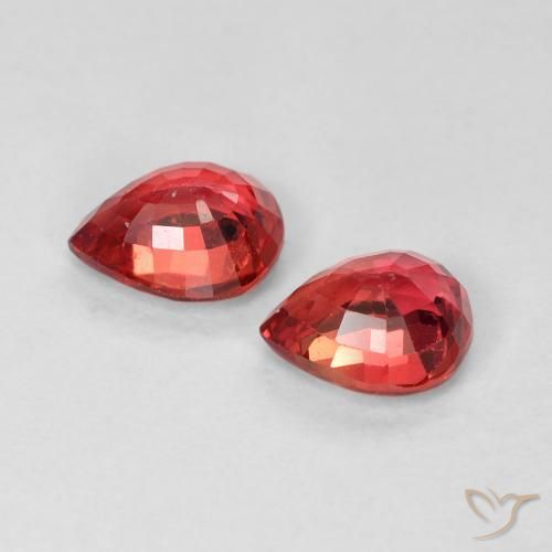 Pedras preciosas de Safira vermelho médio natural de 0.95 ct, Formato de pêra, VVS-VS