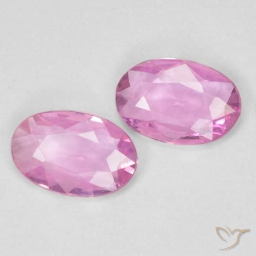Pedras preciosas de Safira Rosa quente natural de 0.66 ct, oval, VVS-VS
