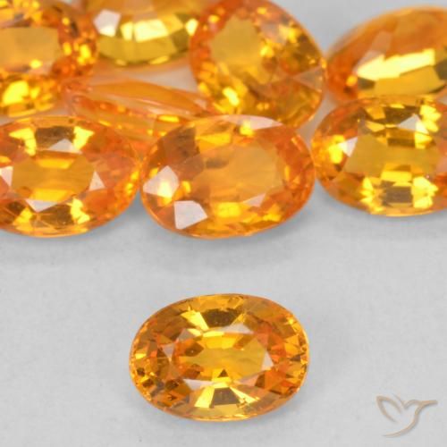 0.64ct Natural Laranja Médio Safira, oval, VVS-VS