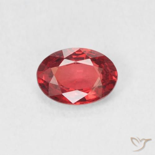0.55ct Natural vermelho intenso Safira, oval, VVS-VS