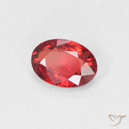Safira vermelho intenso Natural 0.55ct, oval, VVS-VS