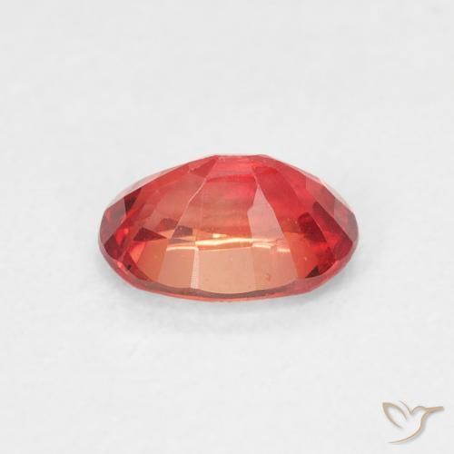 Safira vermelho intenso Natural 0.73ct, oval, VVS-VS