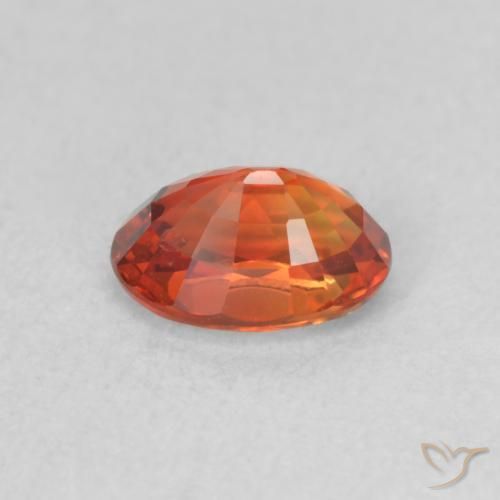 Safira Vermelho Âmbar Profundo Natural 0.73ct, oval, VVS-VS