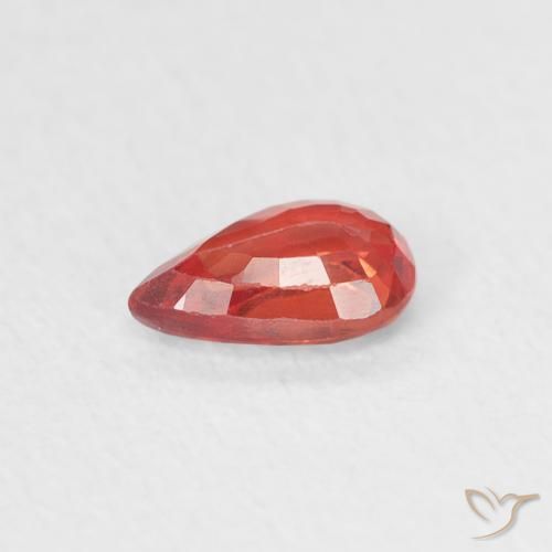 Safira vermelho médio Natural 0.44ct, Formato de pêra, VVS-VS