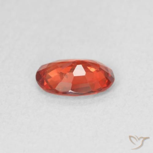 Safira vermelho médio Natural 0.48ct, oval, VS