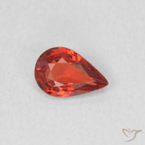 Safira Vermelho brilhante Natural 0.40ct, Formato de pêra, VVS-VS