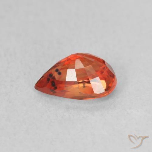 Safira vermelho intenso Natural 0.66ct, Formato de pêra, VVS-VS