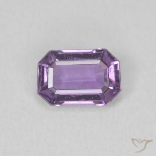0.61ct Natural Roxo Uva Claro Safira, Corte Esmeralda, VS