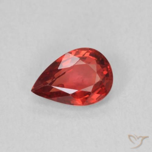 0.50ct Natural Vermelho escuro Safira, Formato de pêra, VVS