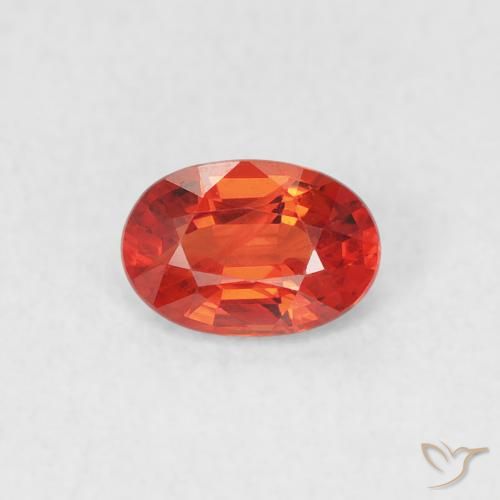 0.57ct Natural vermelho médio Safira, oval, VS