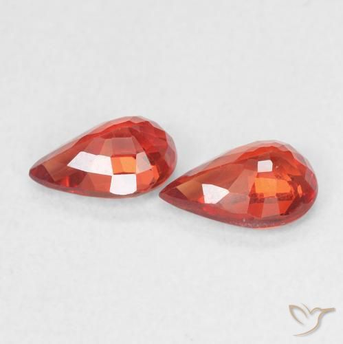 Pedras preciosas de Safira vermelho intenso natural de 0.99 ct, Formato de pêra, VVS-VS
