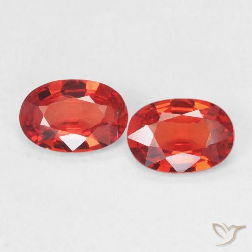 0.95ctw Natural Vermelho Carmesim Brilhante Safira, oval, VVS-VS