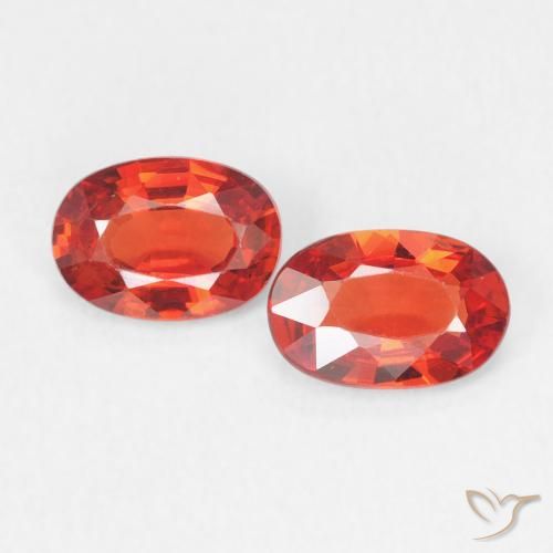 0.96ctw Natural vermelho intenso Safira, oval, VVS-VS