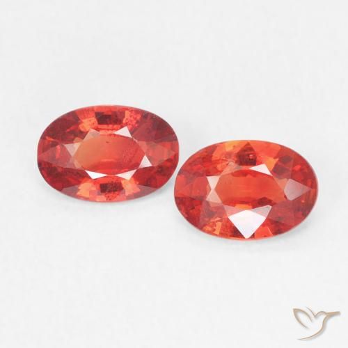 0.84ctw Natural vermelho intenso Safira, oval, VVS-VS