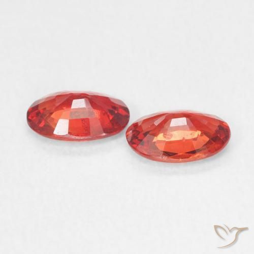 Pedras preciosas de Safira vermelho intenso natural de 0.84 ct, oval, VVS-VS