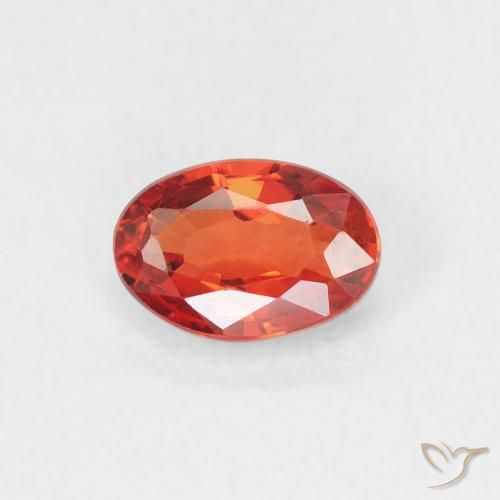 0.67ct Natural vermelho intenso Safira, oval, VVS
