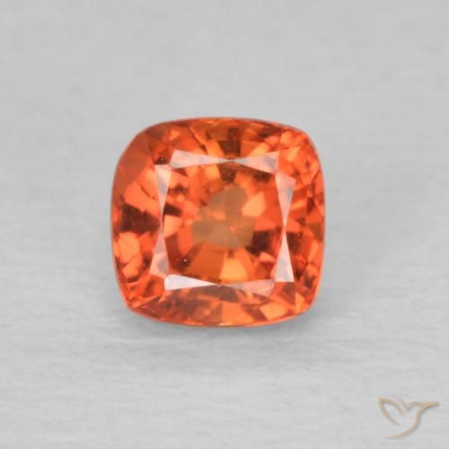 0.56ct Natural fogo laranja Safira, Almofada, VVS