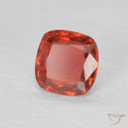 Safira vermelho médio Natural 0.47ct, Almofada, VVS