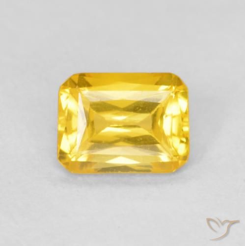 0.50ct Natural Dourado médio Safira, Corte Esmeralda, VVS-VS