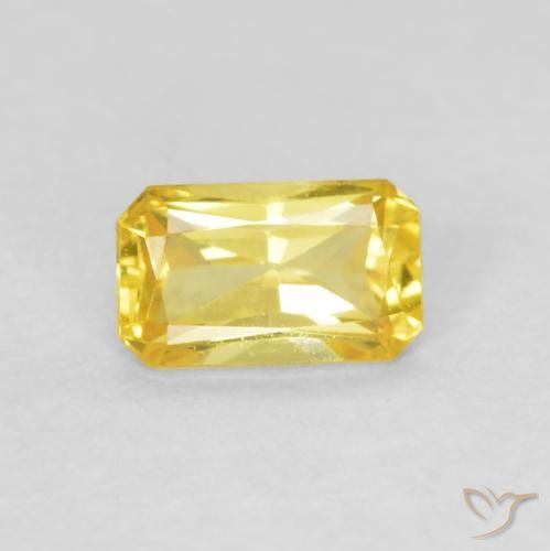 0.43ct Natural amarelo médio Safira, Corte Esmeralda, VVS