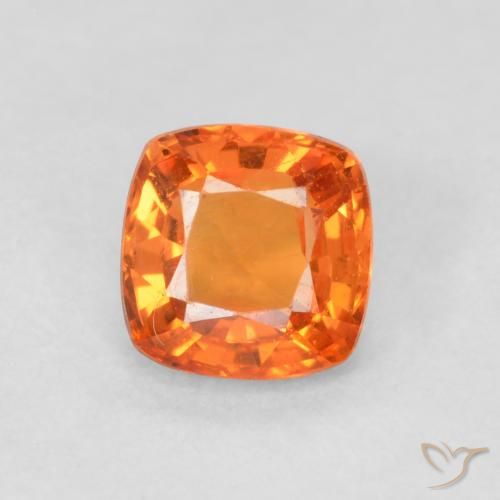0.54ct Natural Laranja brilhante Safira, Almofada, VVS