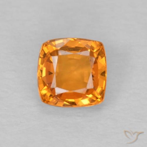0.62ct Natural Laranja brilhante Safira, Almofada, VS
