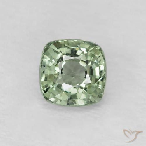 0.54ct Natural Verde floresta Safira, Almofada, VS