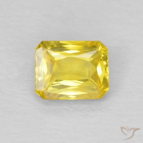 0.53ct Natural amarelo médio Safira, Corte Esmeralda, VS