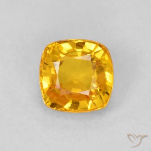 0.63ct Natural Dourado médio Safira, Almofada, VVS
