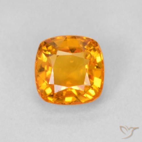 0.65ct Natural Laranja brilhante Safira, Almofada, VVS