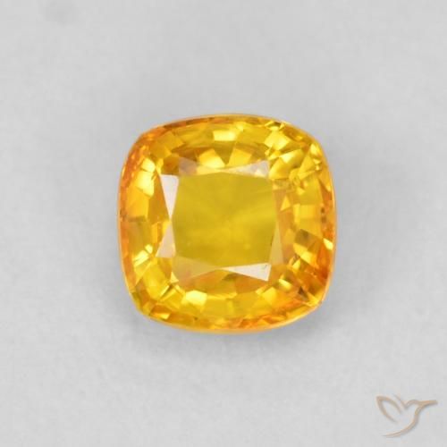 0.65ct Natural Dourado médio Safira, Almofada, VVS