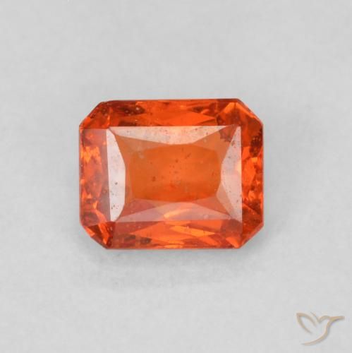 0.53ct Natural laranja quente Safira, Corte Esmeralda, SI