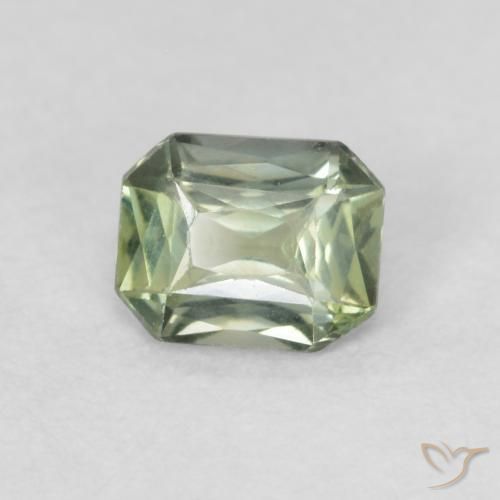 Safira Verde Sábio Claro Natural 0.46ct, Corte Octógono / Esmeralda, VVS