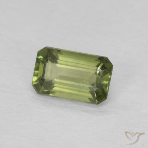 Safira Verde amarelado Natural 0.43ct, Corte Octógono / Esmeralda, VVS-VS