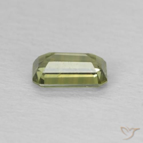 Safira Verde Floresta Quente Natural 0.42ct, Corte Octógono / Esmeralda, VVS-VS