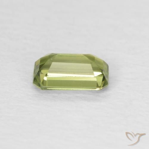 Safira verde escuro Natural 0.42ct, Corte Octógono / Esmeralda, VVS