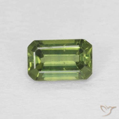 0.45ct Natural Verde Terroso Safira, Corte Esmeralda, VS